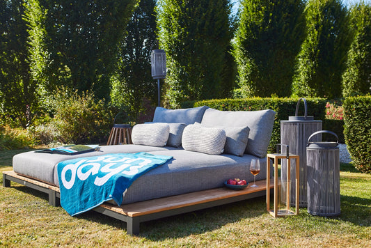 Evora Daybed in a contemporary garden setting